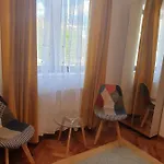 Yellow - Piata Victoriei Apartmán Bukurešť