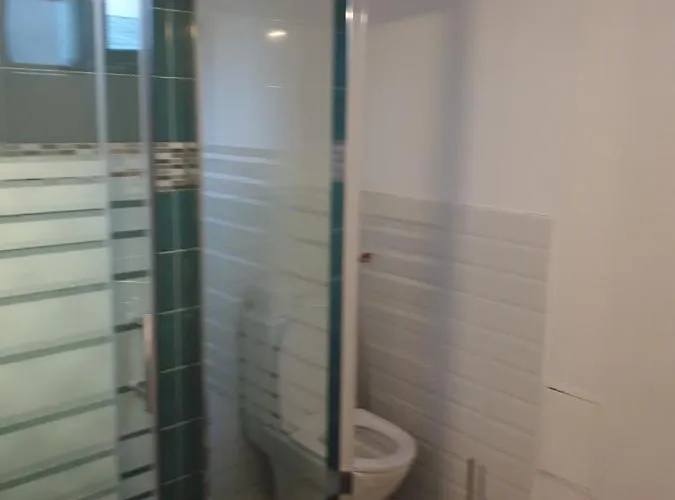 Yellow - Piata Victoriei 公寓